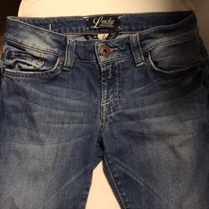 Lucky brand size 2 or 26” EUC short inseam